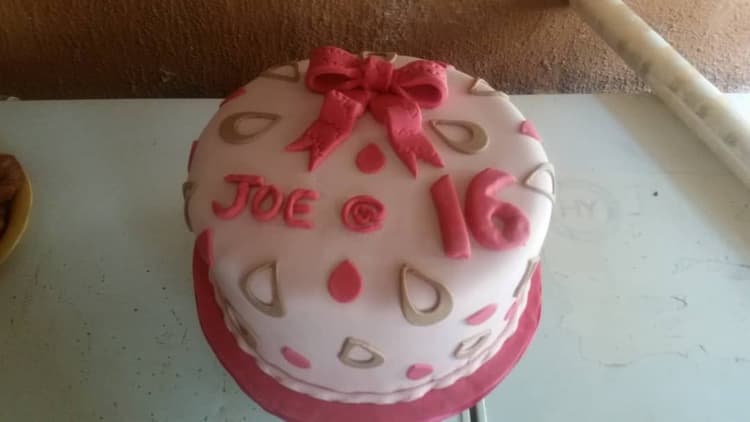 Sundries and Allied Bakeries cake design 13