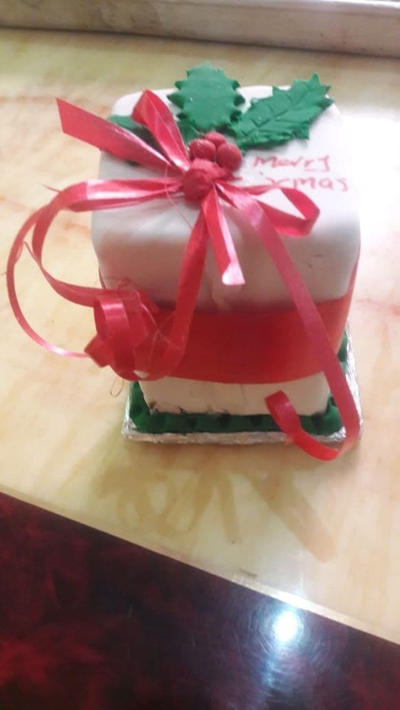 Sundries and Allied Bakeries cake design 14
